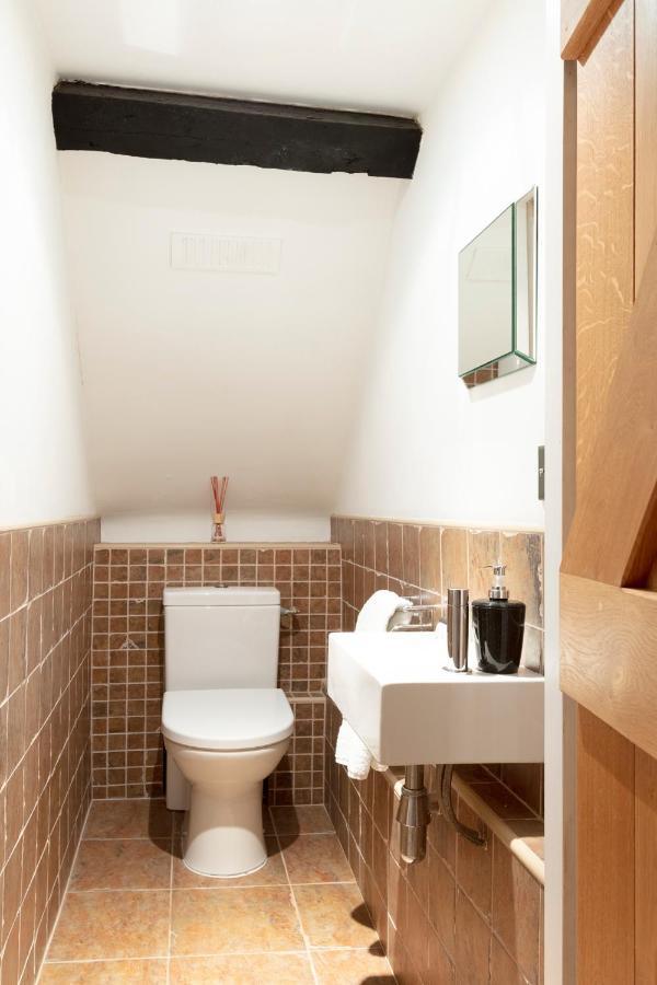 Luxury Eton House, 5 Minute Walk To Windsor Castle Villa Exterior foto